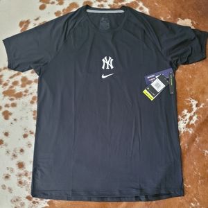 NY Yankees slim fit shirt